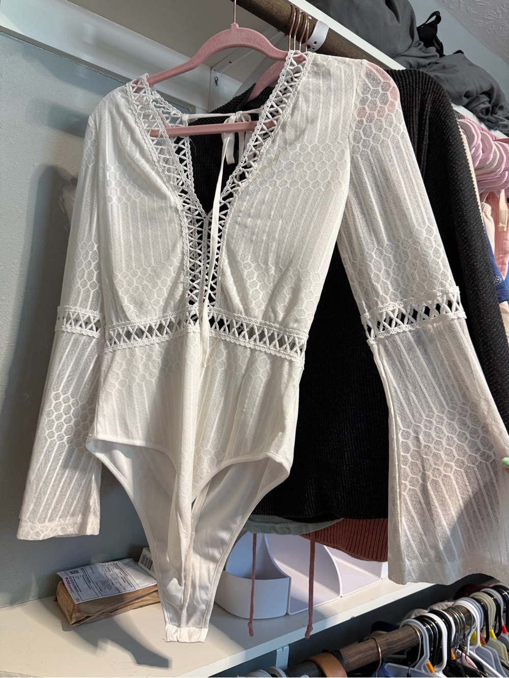 Tiger mist White Lace-Trim bell sleeve Bodysuit